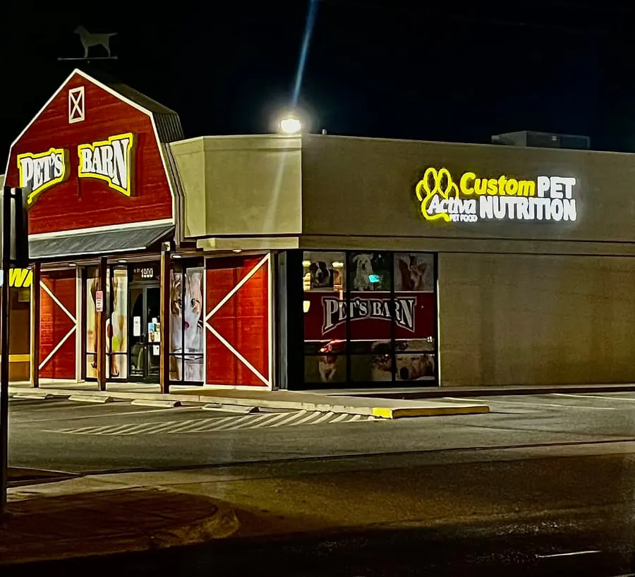 Anuncios luminosos, Pet’s Barn